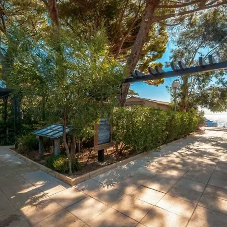 L'anse De Pramousquier T2 Vue ! Bord De * Le Lavandou